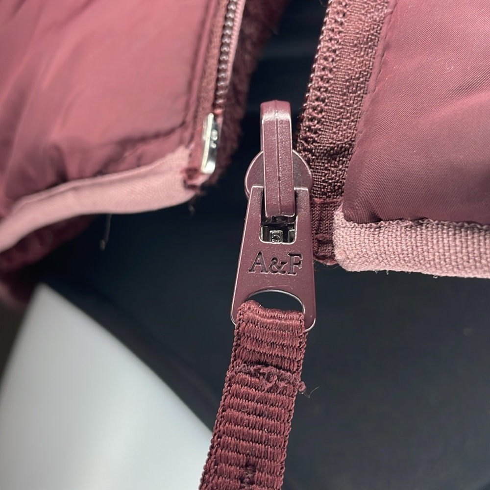 Abercrombie & Fitch Burgundy and Pink Jacket - Picture 9 of 9